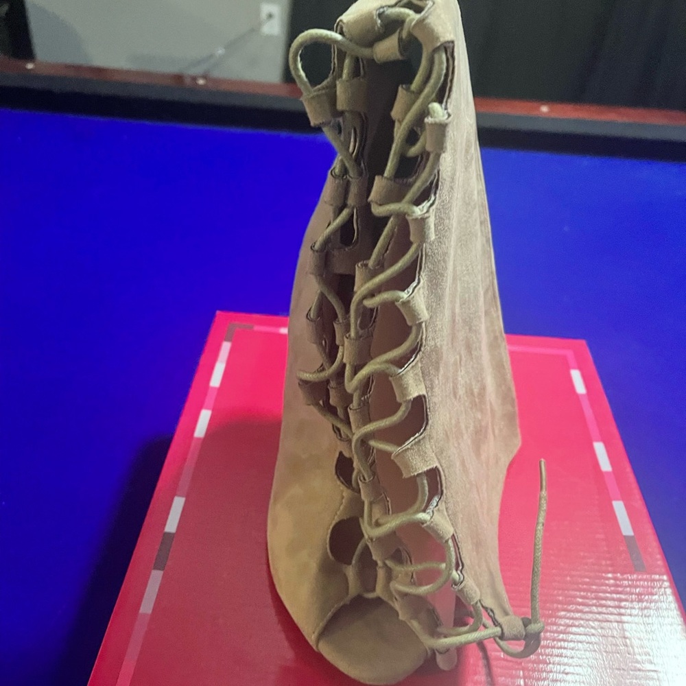 Open Toe String up boots - Picture 3 of 5